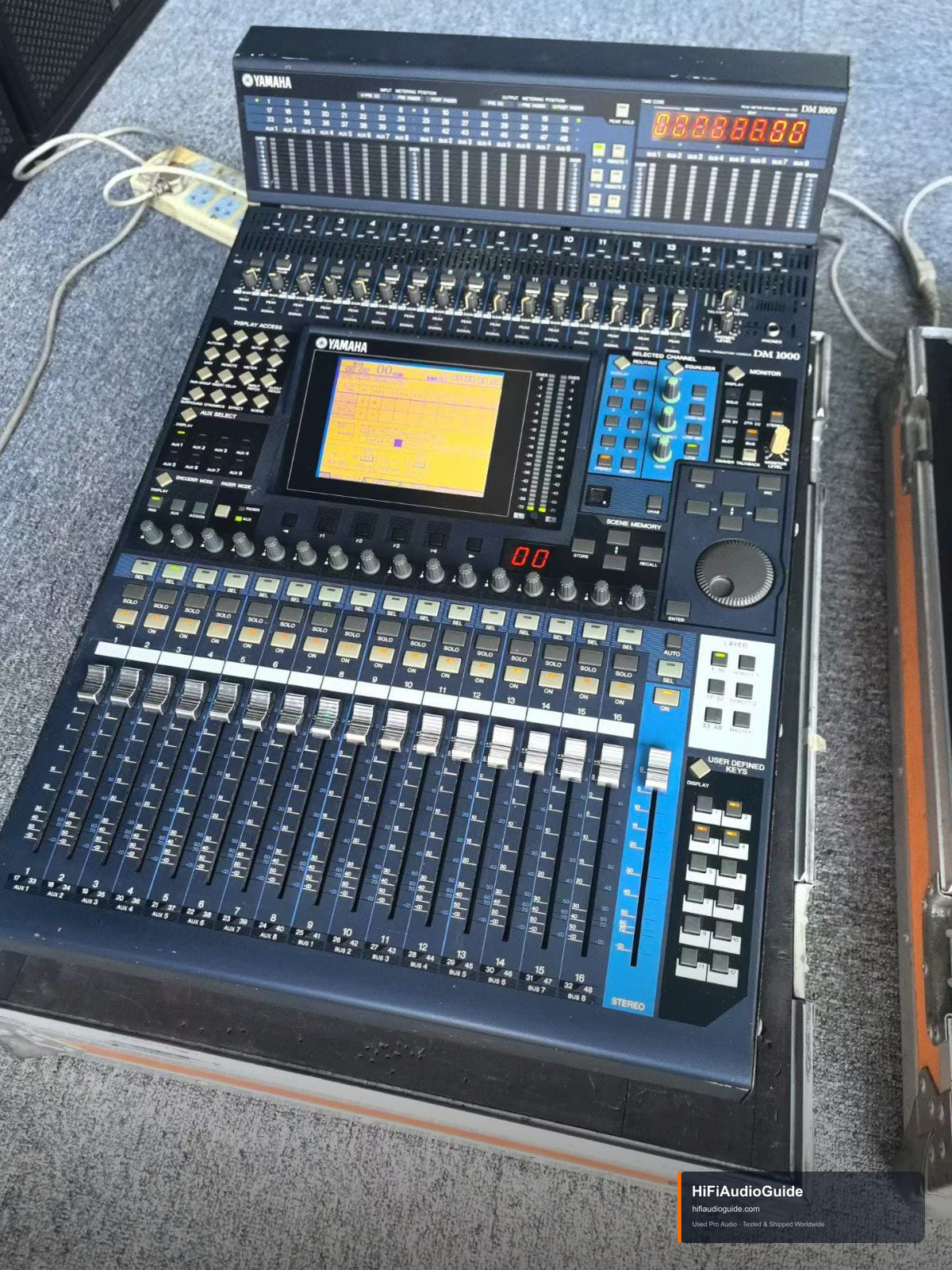 Consola de mezclas digital Yamaha DM1000